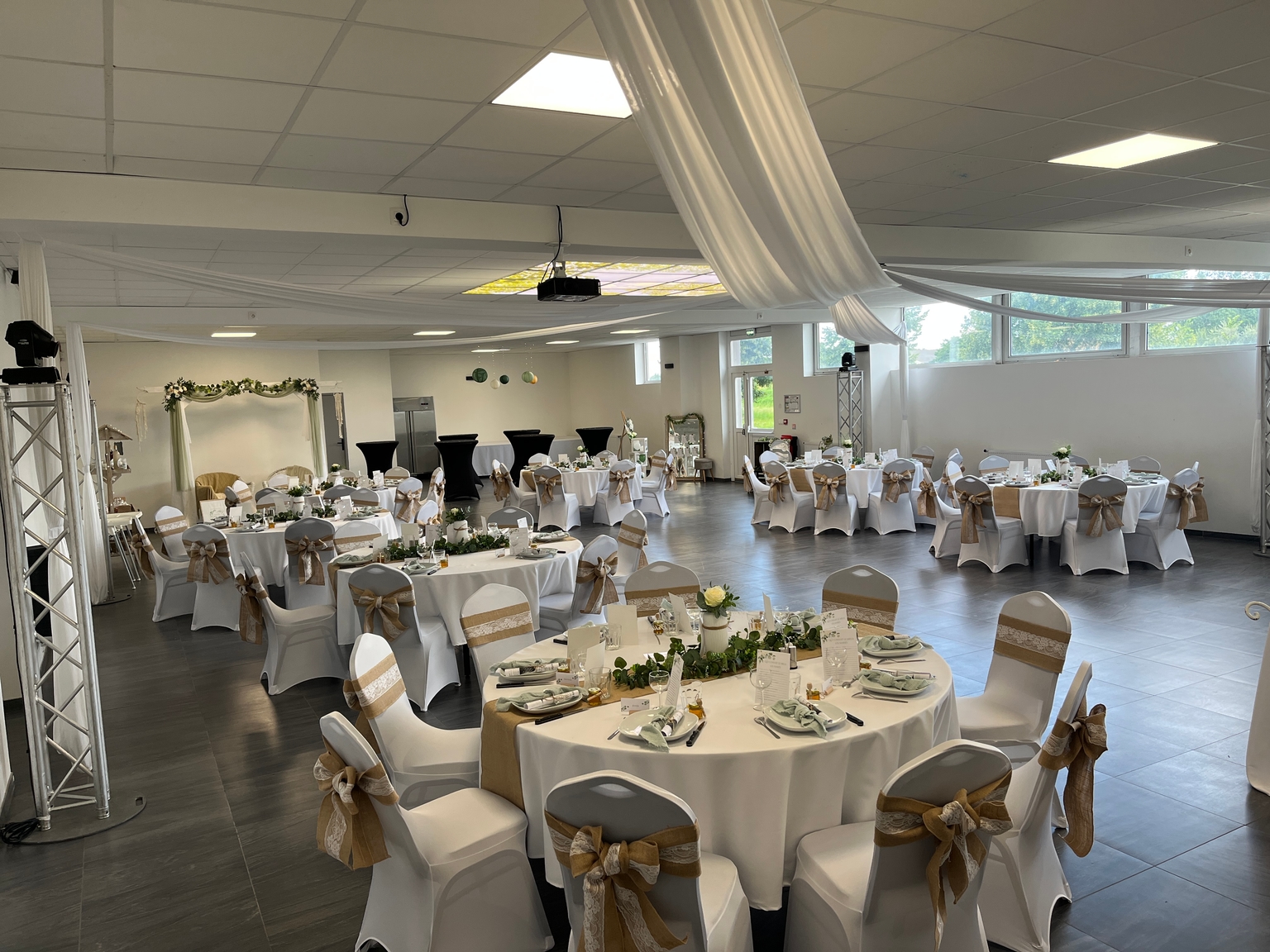 Mariage, baptême, communion ou anniversaire : vivez vos plus beaux instants près de Lille avec Team Square